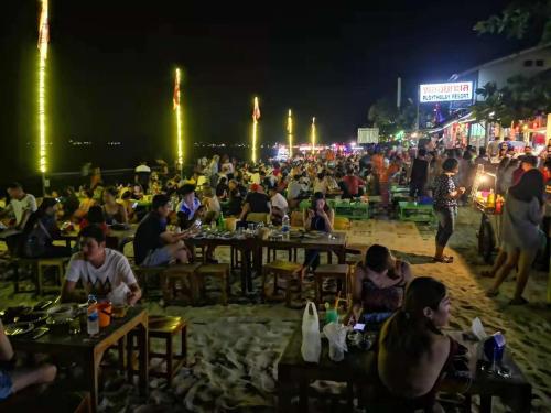 Beach, Venetian Poseidon Pool Hotel near Pattaya Floating Market