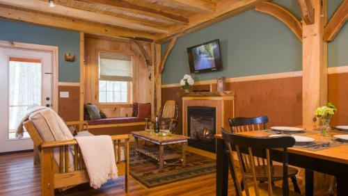 Robert Frost Mountain Cabins