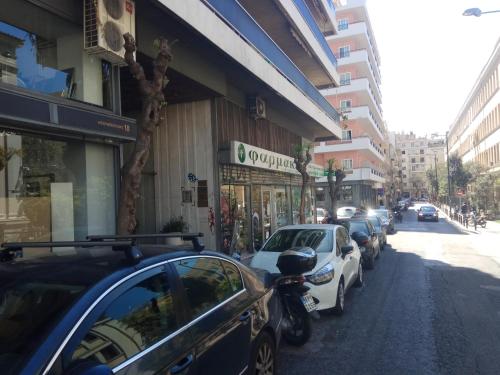 TONI'S Grande Home next to A.Museum, Athens