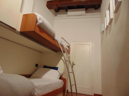Dante's Rooms - image 12