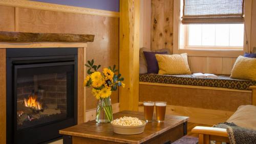Robert Frost Mountain Cabins
