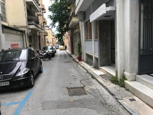 TONI'S Cosy Apartment next to Syntagma Square