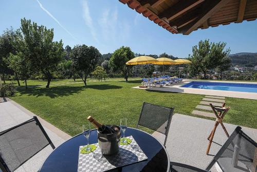  Casa de Pedra in Cossourado