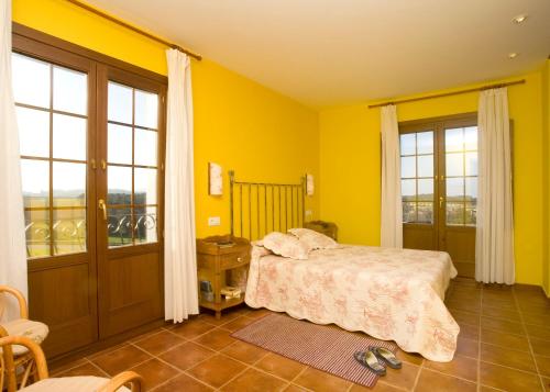 Hotel Rural Suquin - image 4