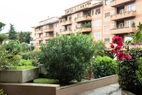 Eur Home - image 12