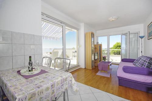 Apartments by the sea Split - 7589, Split (photo 5)