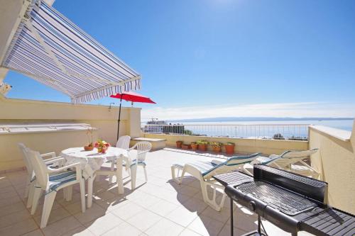 Apartments by the sea Split - 7589, Split (photo 7)