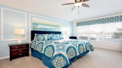Windsor Hills 6 Bedrooms Pool Villa, 2.5 miles close to Disney - 2536HS