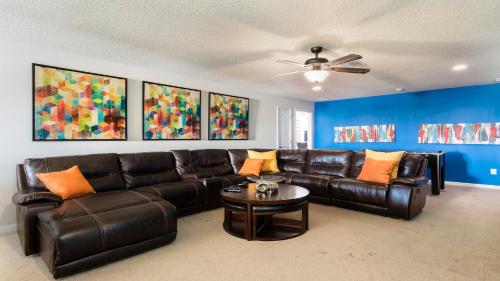 Windsor at Westside 8 Bedrooms Villa with Pool/Game room /Lake view and Steps to Clubhouse- 2133MT