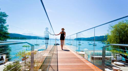 Lake's - My Lake Hotel