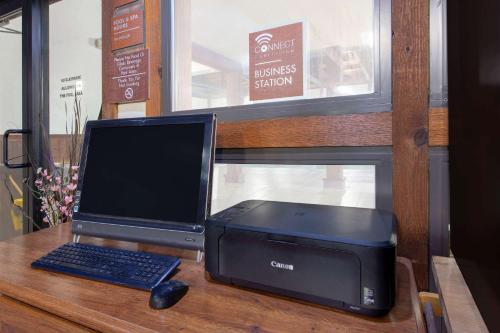 AmericInn by Wyndham Black River Falls I-94 on ATV Trail AmericInn by Wyndham Black River Falls I-94 on ATV Trail