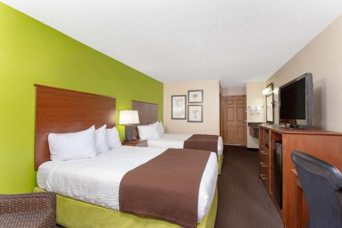 AmericInn by Wyndham Black River Falls I-94 on ATV Trail - image 3