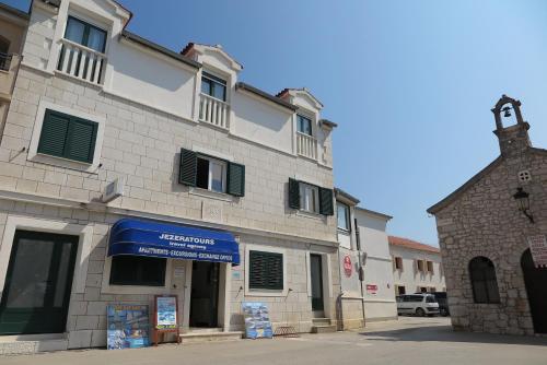 入口, Stars Palace - apartments and rooms in 伊利西亞