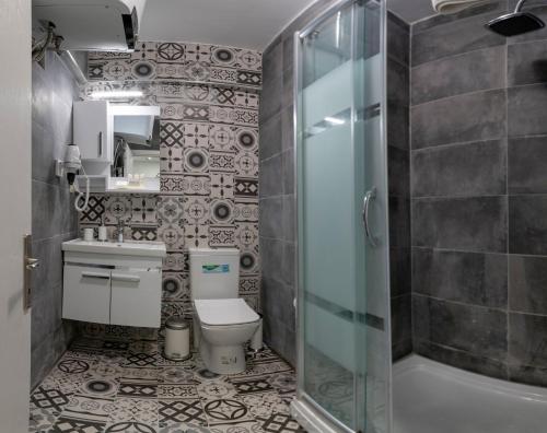 Feri Suites - image 7