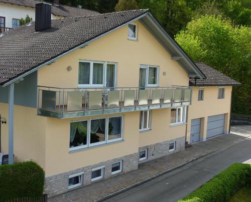 Ferienwohnungen Ferstl - Apartment - Riedenburg