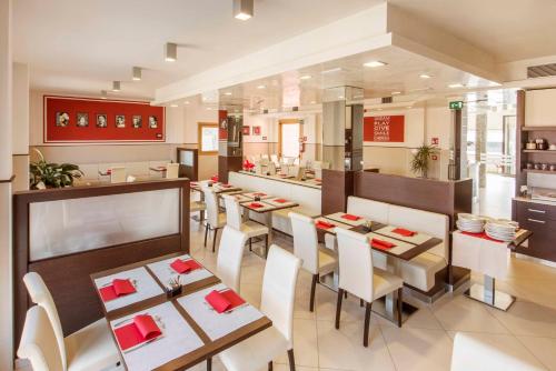 Ételek és italok, Kairos Garda Hotel in Castelnuovo del Garda