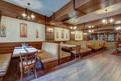 Shiroka Laka Hotel - image 4
