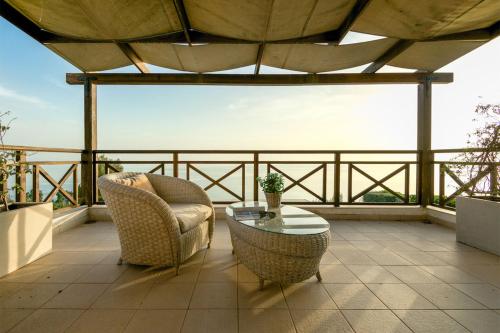  Gleize Amazing Sea View Villa in Siviri