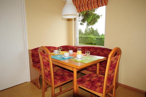Instalaciones, Apartment " LELLGEN " in Findel