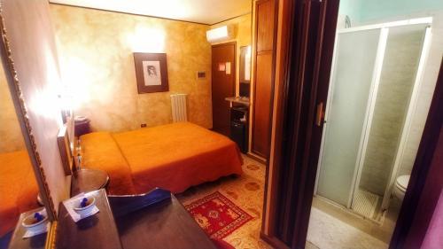 Hotel Centrale - image 10