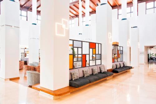 大堂, TUI MAGIC LIFE Fuerteventura - All Inclusive in 普拉亞德建尼亞