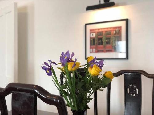 Chester Hotel - image 12