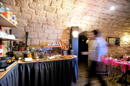 Food and beverages, Hotel du Theatre in Paris