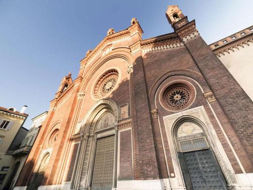 The Unique - image 4