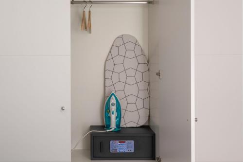 Economy One Bedroom Apartment - Basement Level image 8