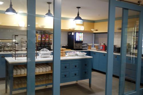 Food and beverages, Country Inn & Suites by Radisson, Pigeon Forge South, TN in Pigeon Forge (TN)