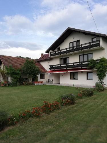 B&B Kiseljak - Apartments Kenedy - Bed and Breakfast Kiseljak