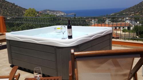  MELORI VILLA Luxury Sea-View Bali Rethymnon CRETE in 74057 Vlikhádha