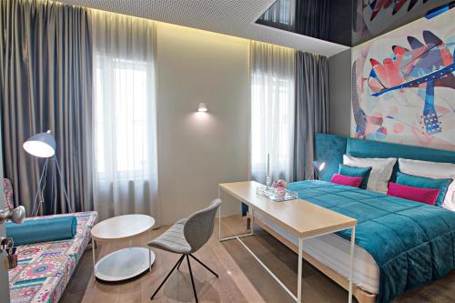 Old Town City Apartment - image 7