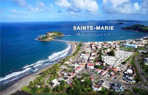 Vistas, Haut de villa dans son écrin de verdure (Haut de villa dans son ecrin de verdure) in Diamant
