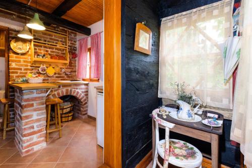 Cottage in the City - main image