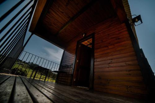 Cabin (3 Adults) image 3