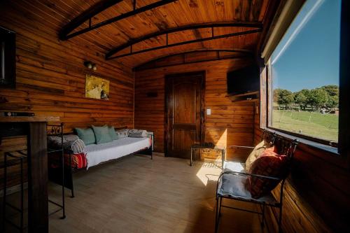 Cabin (3 Adults) image 4