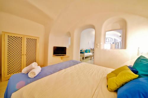 Chroma Suites - image 2