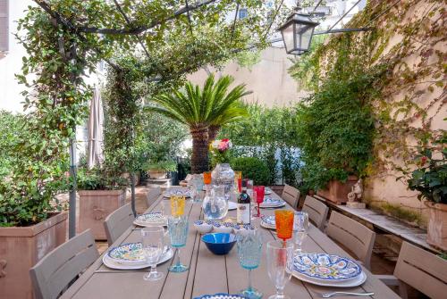 Trinità dei Monti 3 Bedroom Apartment with Terrace - image 11