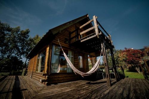 Family Cabin (5 Adults) image 5