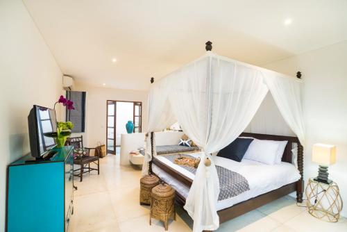 Calma Ubud ( Suite & Villas)