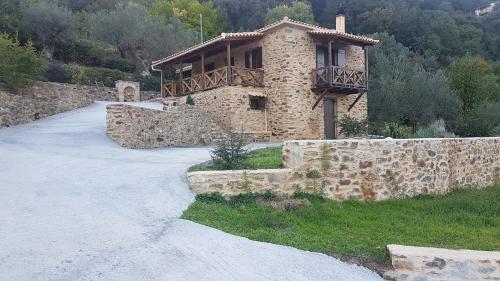 Luxury House In The Hills