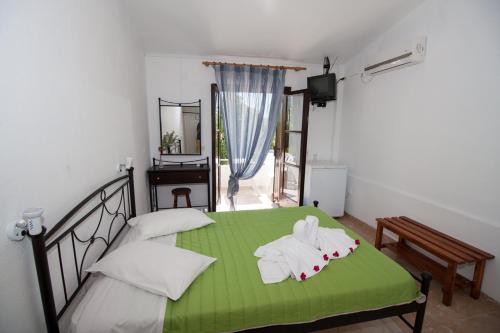 Kefalonia Beach Hotel & Bungalows 2