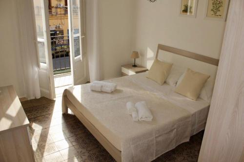 Central Station Apartments Holidays Palermo