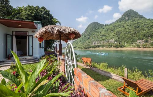 Son River House - 주변 명소