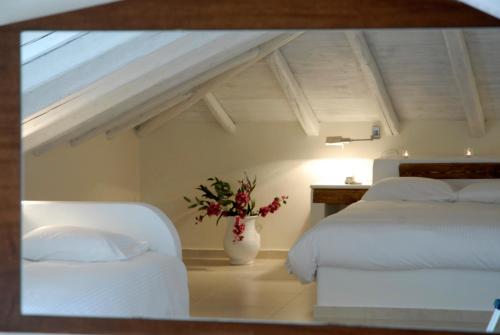 Mistral Hotel - image 12