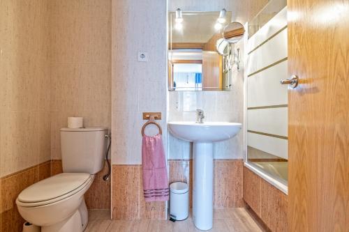 Cálido apartamento con piscina en Barcelona