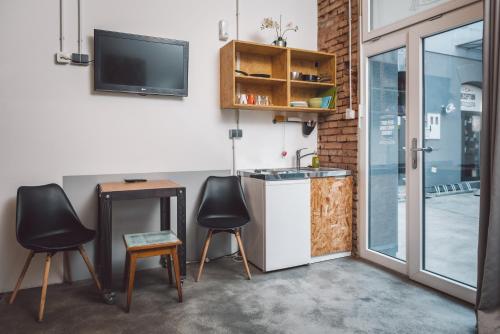 Swanky Mint Hostel