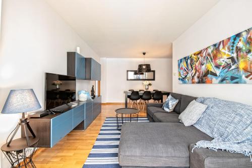 Apartamento lujo& piscina junto Barcelona Centro