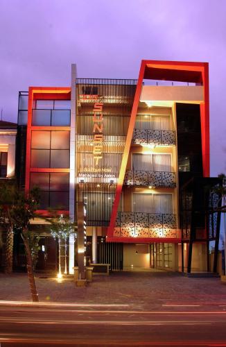 100 Sunset Boutique Bali